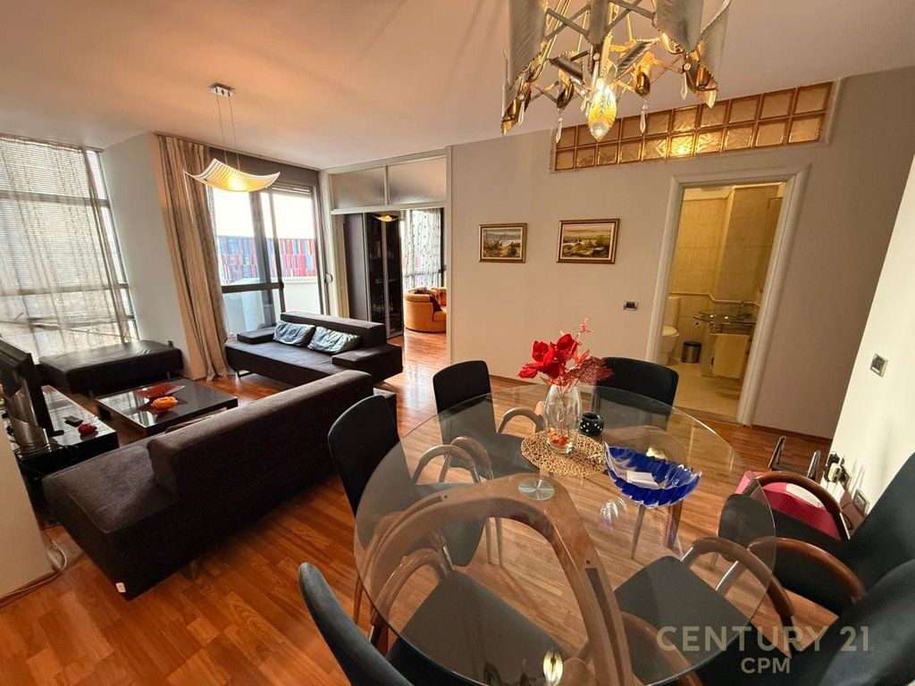 APARTAMENT 2+1+2 ME QIRA TEK AIR ALBANIA! 1,500 € /Muaj