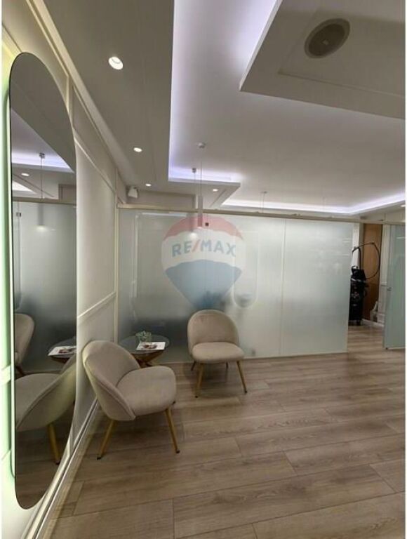 APARTAMENT 1+1 NE SHITJE KOMPLEKSI USLUGA