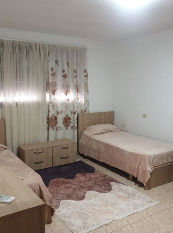 Affittasi appartamento 2+1 a Petro Nini