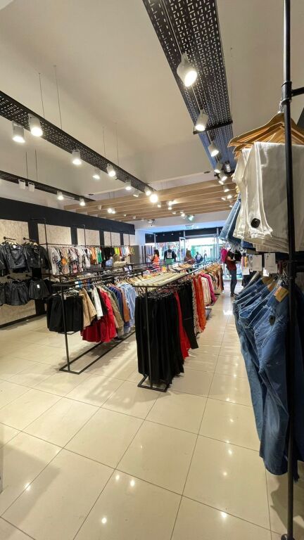 SHOP FOR RENT 100 M2 ELBASAN ROAD 1,500 EURO