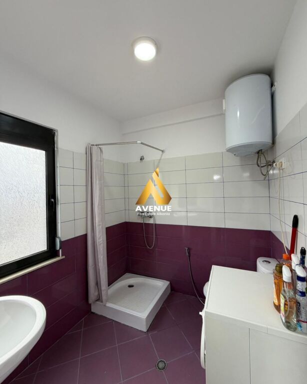 Shitet Apartament 1+1 pranë Casa Italia, Tiranë