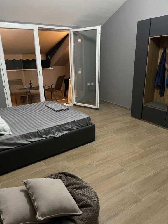 Vile per shitje ne golem