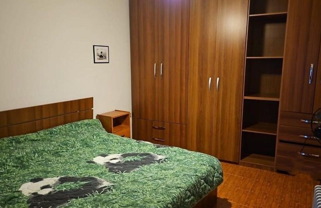 Apartament 1+1 ne katin e pare te nje vile, Rruga Siri Kodra!