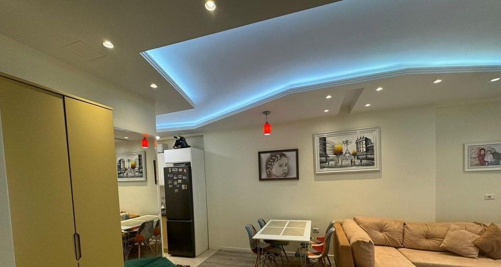 KOMUNA E PARISIT, SHITET APARTAMENT 1+1