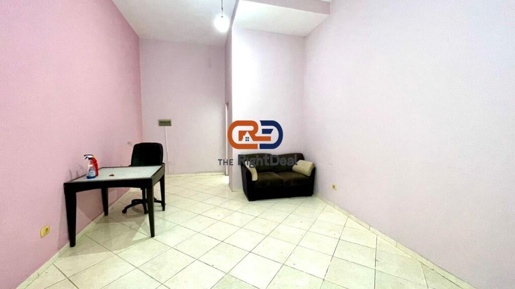 In Astir, Business Unit for Rent, Suitable for Various Business Activities!!!