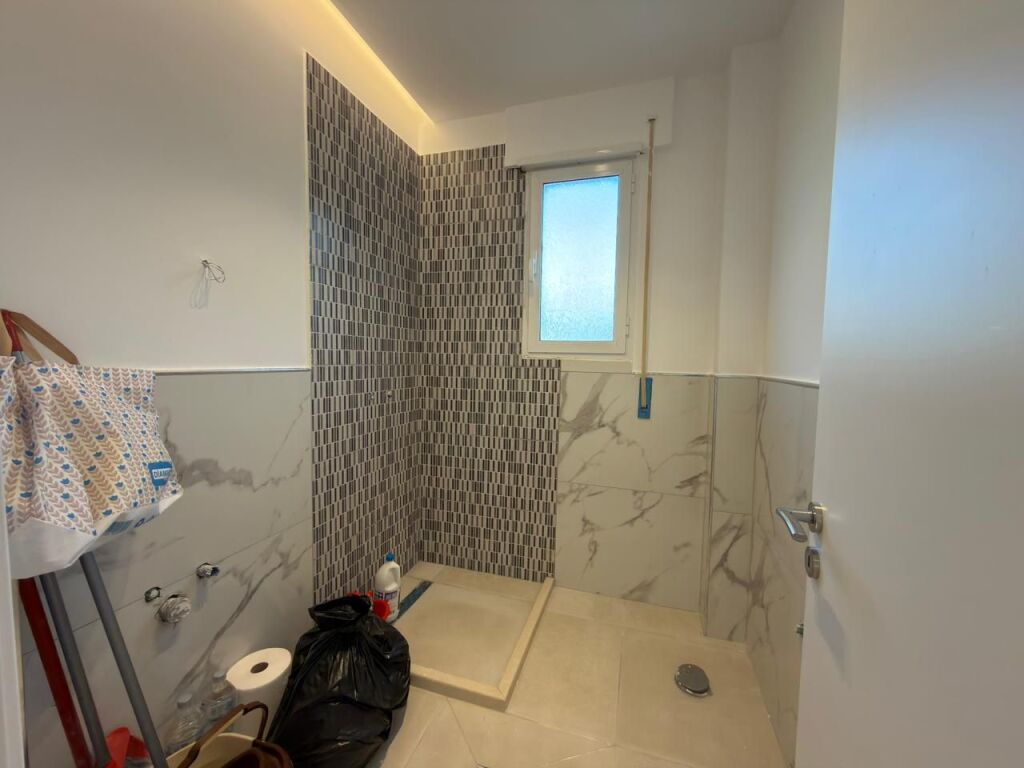 Occasione 2+1 VLORE 135.000€