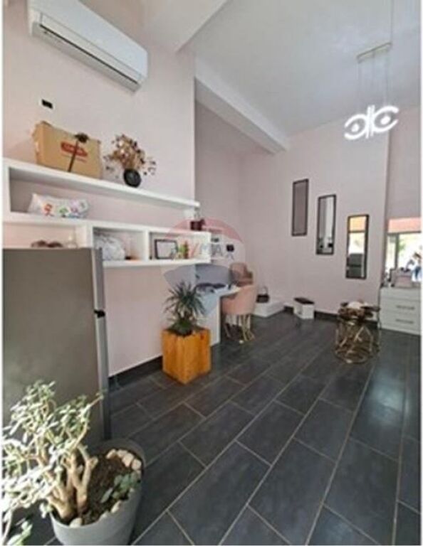 Negozio - In Vendita - Viale Kashar, Tirana(ID: 530571005-75)