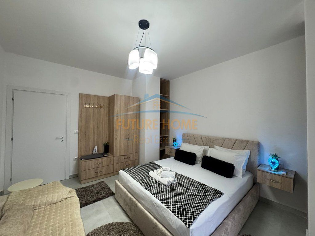 Qera, Apartament 1+1+ Post Parkimi, Zogu i Zi, Tiranë