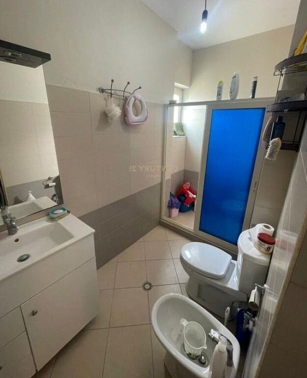 SHITET 2+1 AFER RAMAZAN GAXHERRI