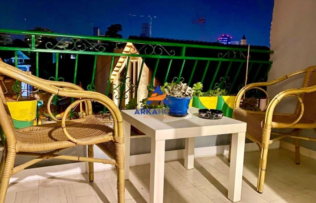 AFFITTASI APPARTAMENTO 2+1+BALCONE "POSIZIONE VIA NAIM FRASHESI, VICINO AL CENTRO" 800 EURO