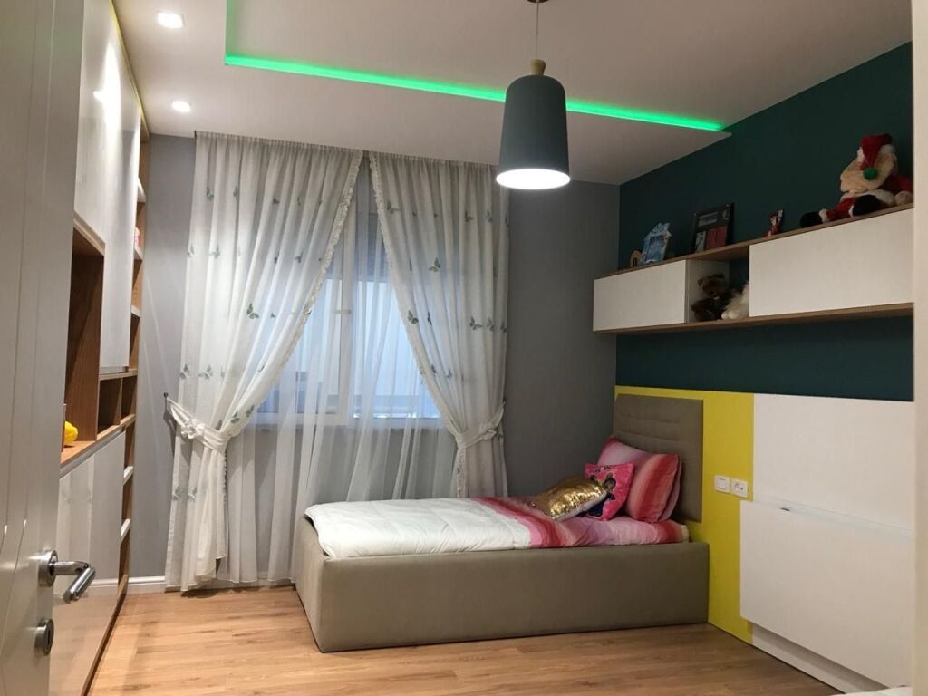 Affitto Appartamento 2+1 📍Piazza Wilson 2° piano con ascensore  Prezzo 1400 euro al mese