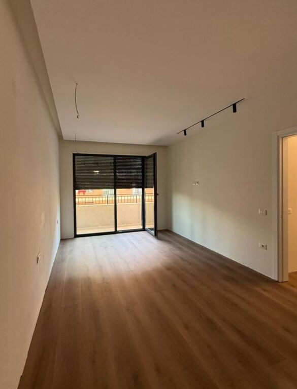 Apartment 2+1+2 + Parking Space – Dry Lake