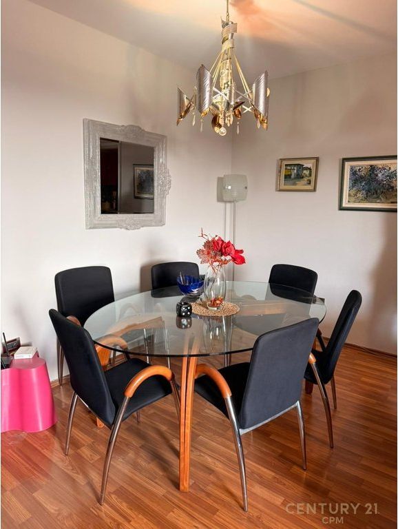 AFFITTASI APPARTAMENTO 2+1+2 PRESSO AIR ALBANIA