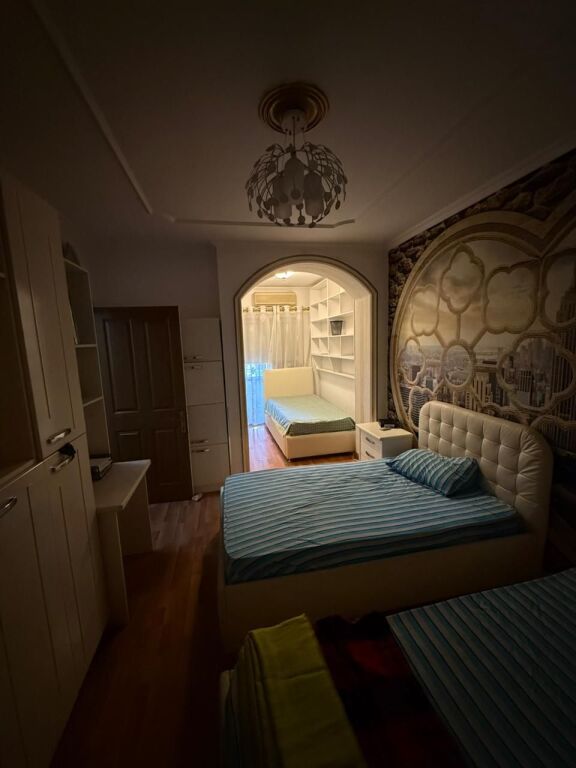 Apartament 2+1+Post Parkimi me qira - Bllok