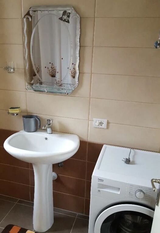 Rent | Apartment 2 + 1 | Fresku | 400 €/month