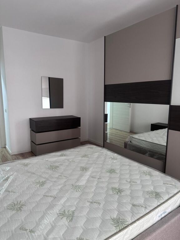 🏢Ne zonen e Laprakes,jepet me qera apartament1+1,i sapo mobiluar. 600Euro