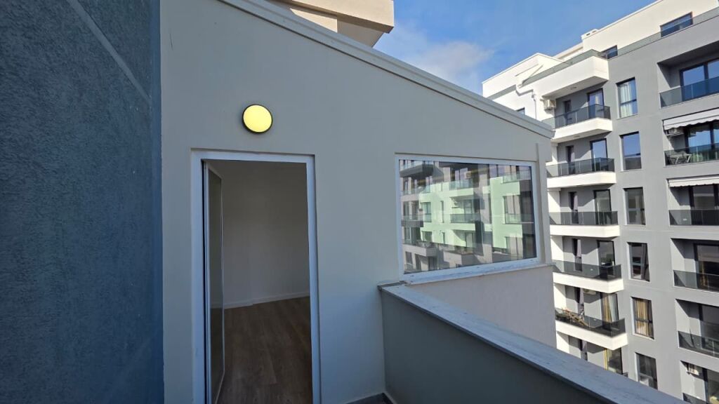 Appartamento 2+1+2 in Vendita – Lungomare, Vlora