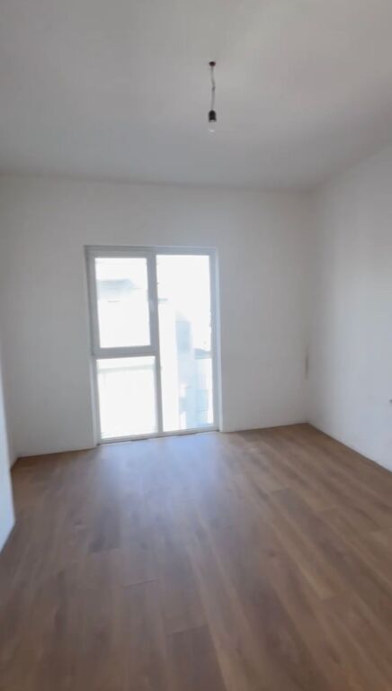 Appartamento 2+1+2 in Vendita/Ingresso Tirana(vicino casa italia