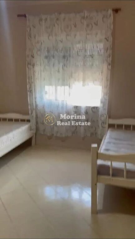 Rent | Villa 3 + 1 | Durres - Ali Pashë Tepelena Street | 400 €/month