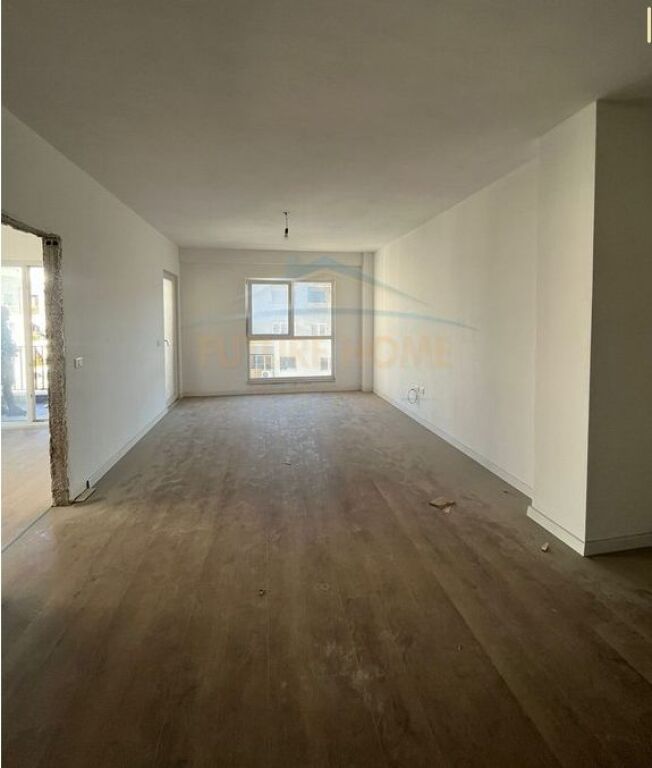 VENDESI APPARTAMENTO 2+1 COMPLESSO AURA, LAPRAKE