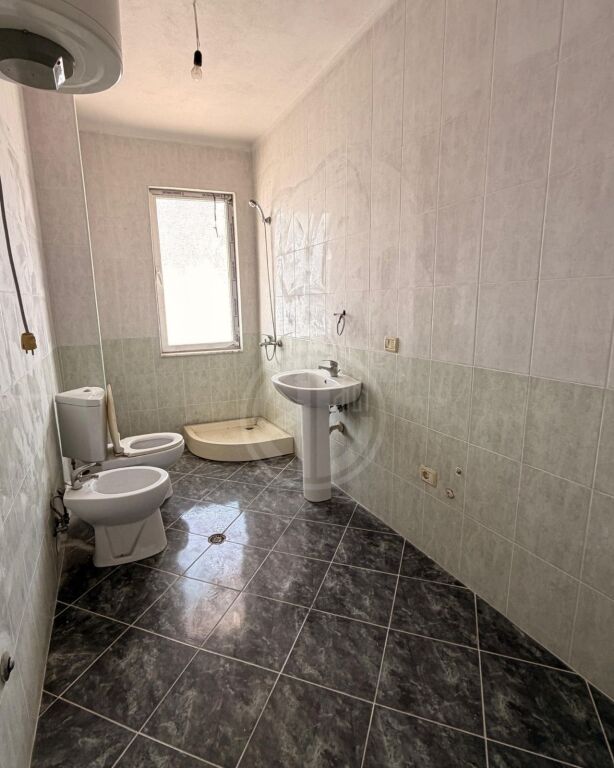 Apartament për shitje