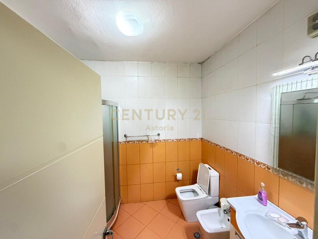 Apartament 2+1+2 per shitje ne Bllok