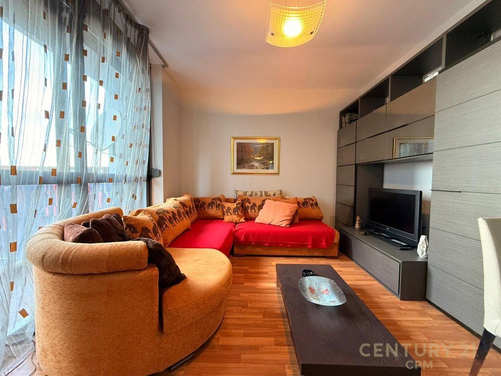 APARTAMENT 2+1+2 ME QIRA TEK AIR ALBANIA! 1,500 € /Muaj
