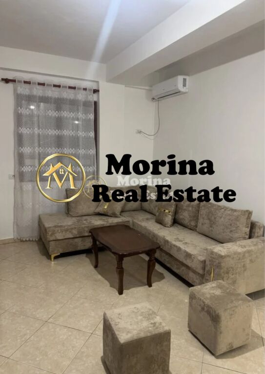 Affitto | Casa privata 1 + 1 | Camino | 400 €/mese