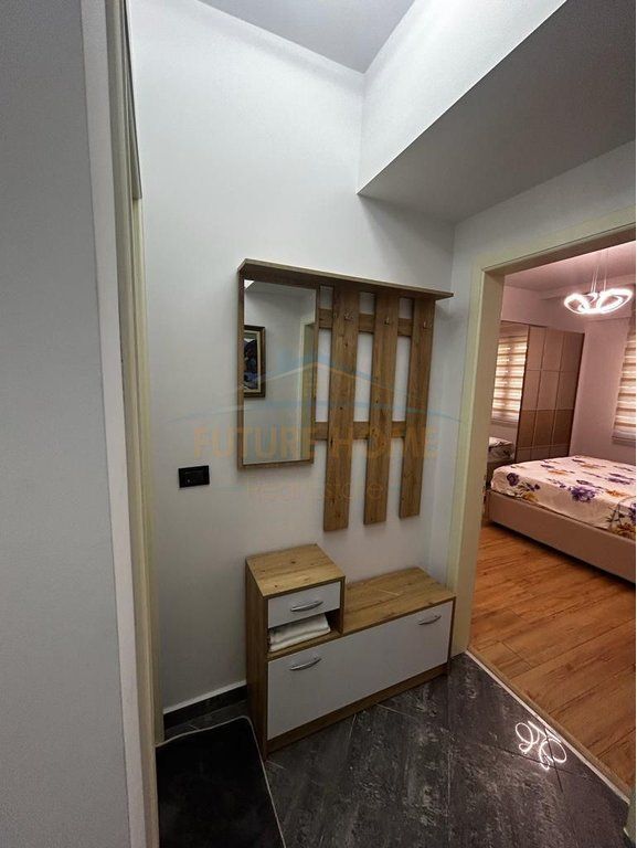 Qira, Apartament 2+1+2, 21 Dhjetori, Tiranë