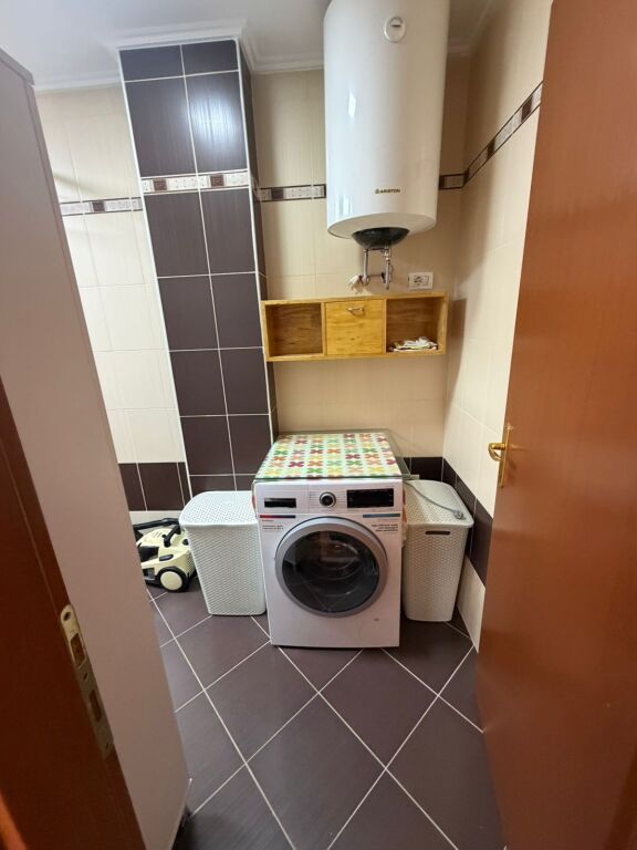 Jepet Apartament me qera