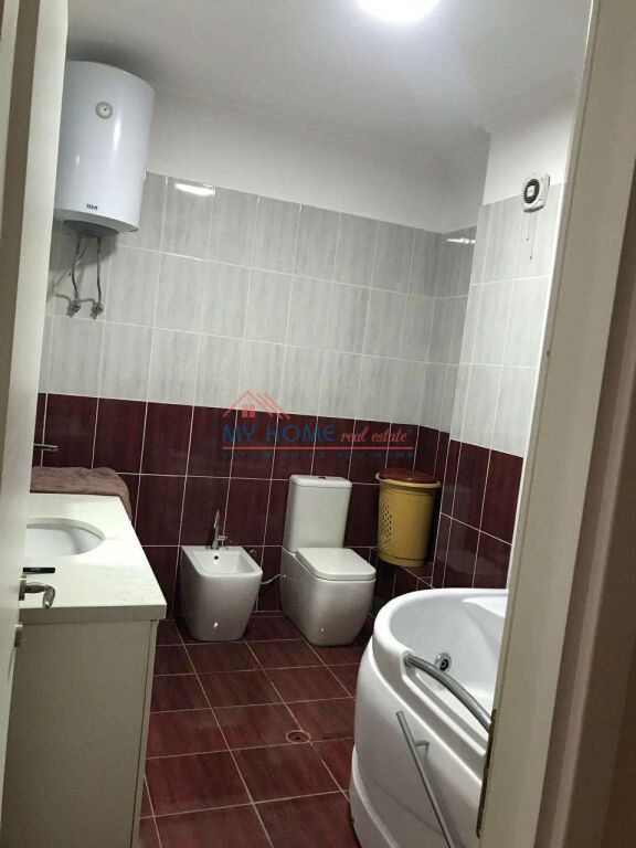 Apartament 2+1 me qera Liqeni i Thate ne Tirane