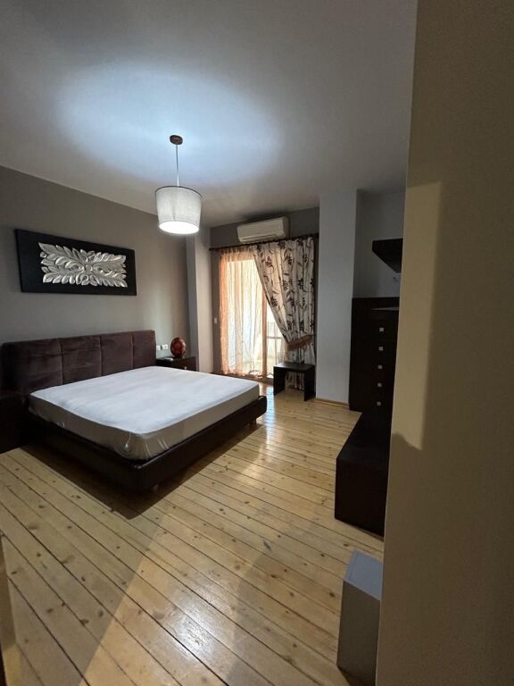 Appartamento arredato 1+1 Comune di Parigi