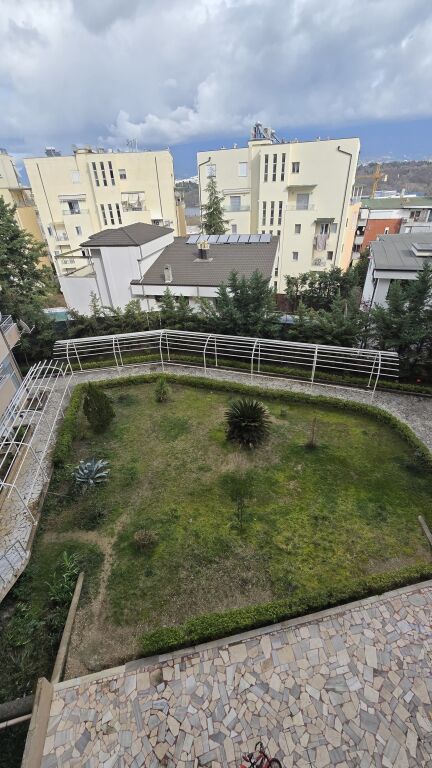 For sale 3+1, furnished Peti street, 270 thousand euros, with parking space included