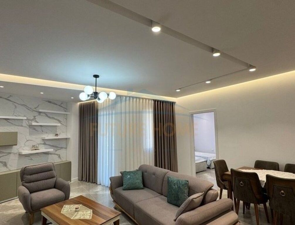 Rent, Apartment 2+1+2, New Bazaar, Tirana