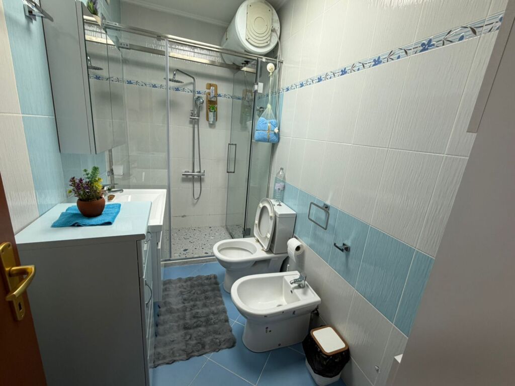 Jepet Apartament me qera