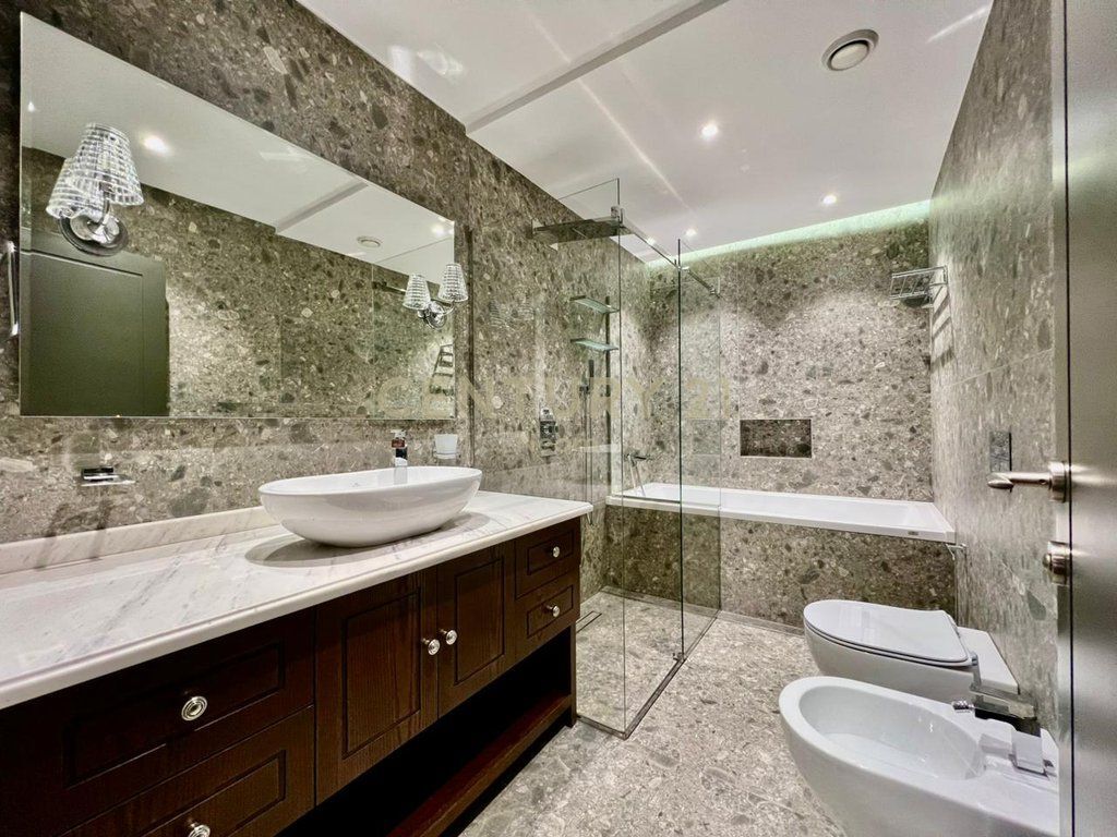 AFFITTASI SUPER APPARTAMENTO 2+1+2 CON 2 POSTI AUTO VICINO ALLA MOSCHEA DEL GIARDINO BOTANICO