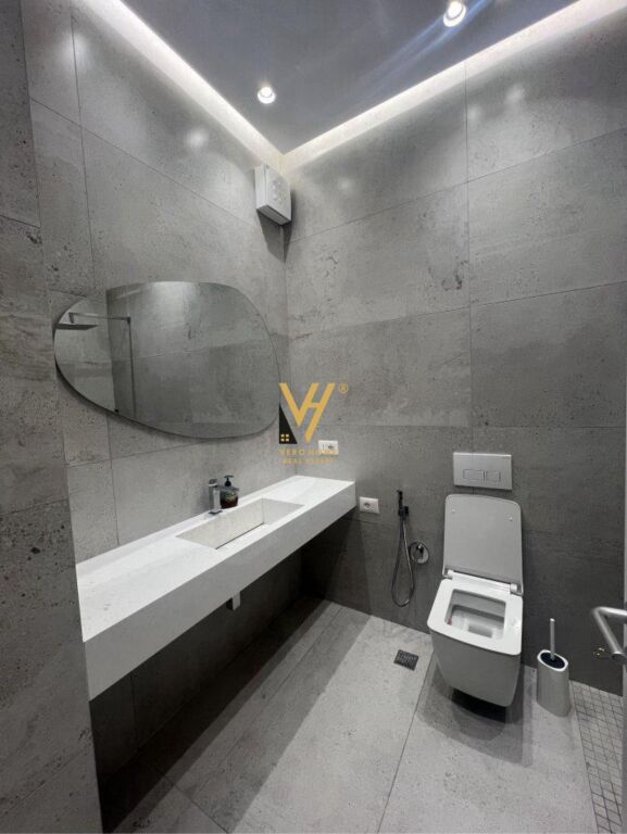 UFFICIO 48 M2 IN AFFITTO SU BLV.GJERGJ FISHTA 50.000 LEKE