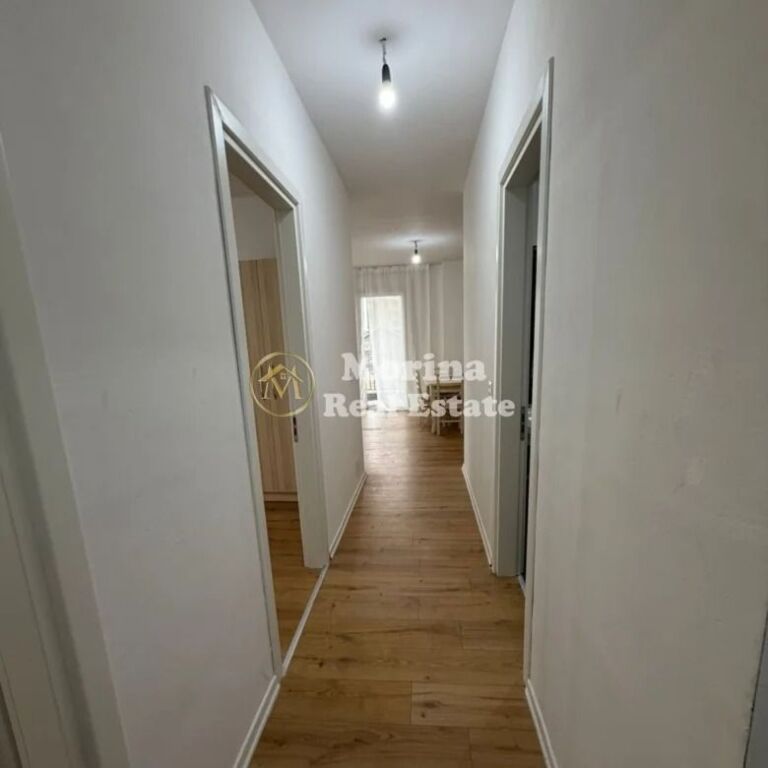 Rent | Business Premises | Don Bosko Street | 1000 €/month