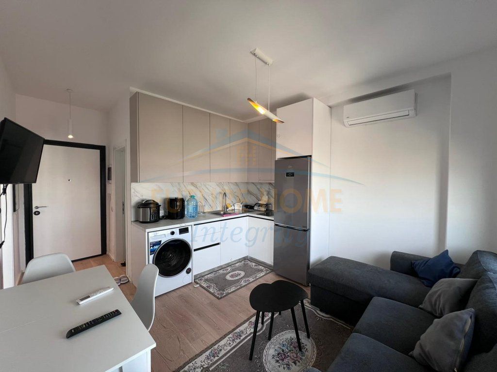 Rent, Apartment 1+1, American Hospital 3, Tirana.