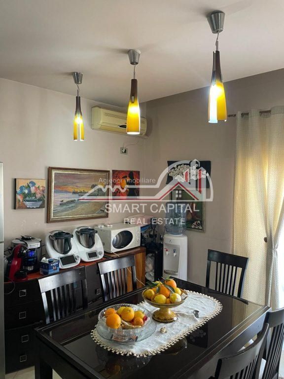 SHITET APARTAMENT 3 + 2 NË VLORE, PRANE SHKOLLES INDUSTRIALE