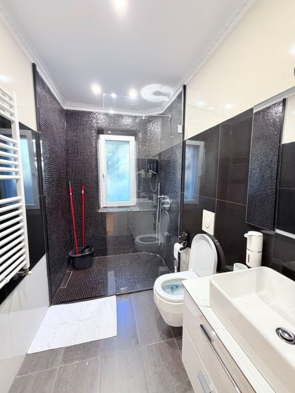 JEPET ME QERA APARTAMENT 1+1 PRANE GJYKATES, DURRES