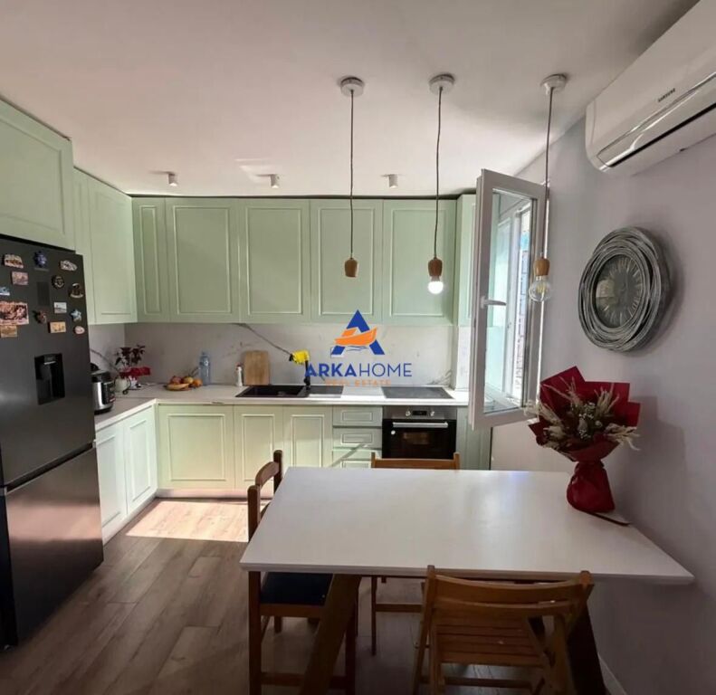 SHITET APARTAMENT 2+1 "TEK BRRYLI" 137.000 EURO