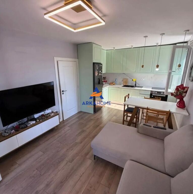 SHITET APARTAMENT 2+1 "TEK BRRYLI" 137.000 EURO
