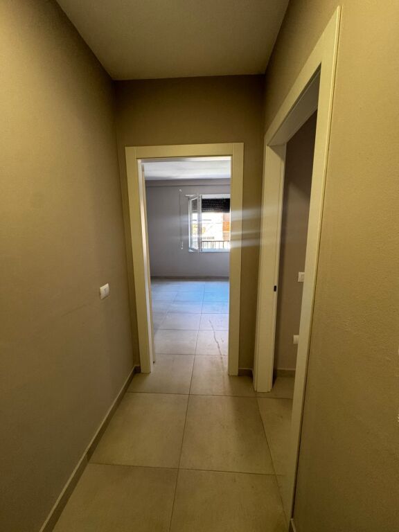 Business Premises for Rent – New Market !