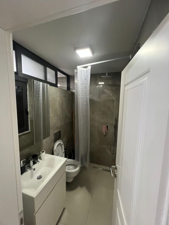 📍 Apartament 2+1+2 me Qira –Qender Tiranë