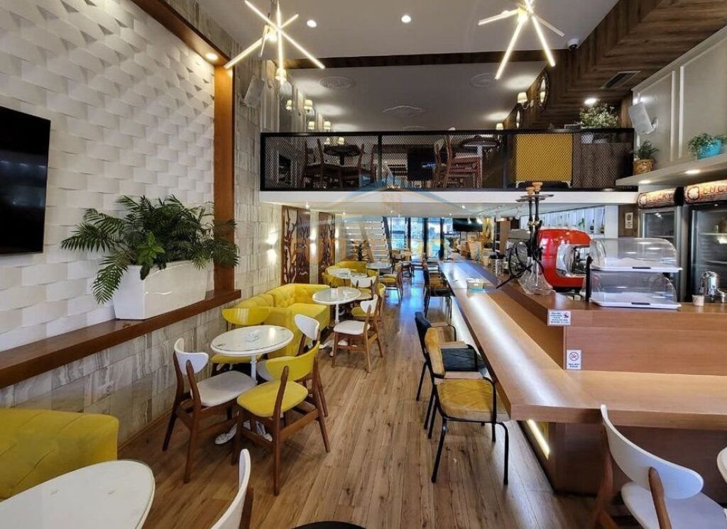 SHITET AMBJENT BIZNESI RRUGA E DIBRES