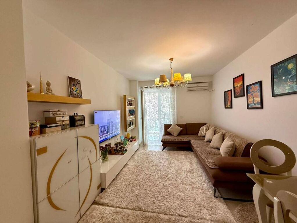 🏡 Shitet Apartament 2+1+2 – Kompleksi Ana