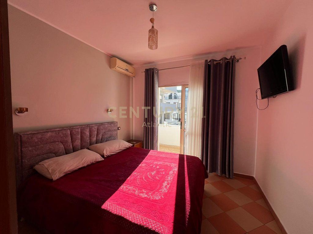 HOTEL ME QIRA TEK SHKEMBI I KAVAJES