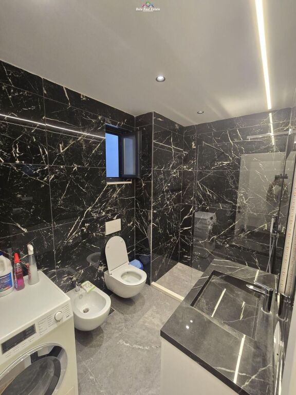 Apartament Ne Shitje 2+1+2 ne Porcelan (ID B120807) Tirane