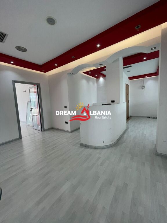 Business premises for rent Near the South-North Terminal Roundabout, near Casa Italia ( ID 4271841)